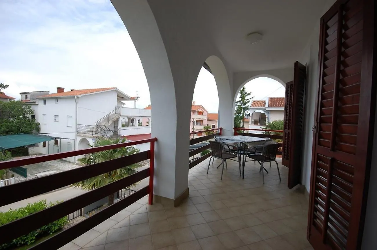 Apartments With A Parking Space Nska, Krk - 22252 Malinska