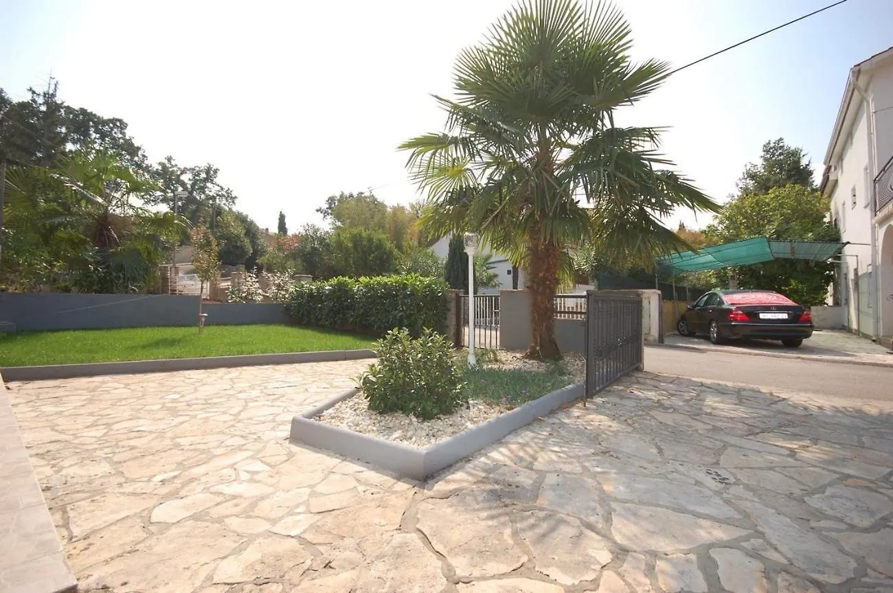 Apartments With A Parking Space Nska, Krk - 22252 Malinska 0*,
