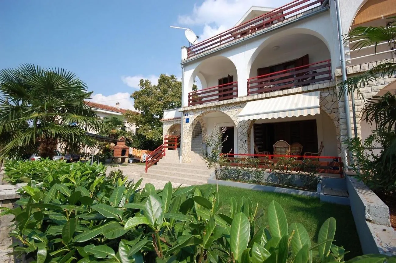 Apartments With A Parking Space Nska, Krk - 22252 Malinska
